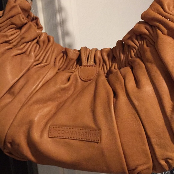 BCBG MaxAzria Camel Colored Soft leather handbag - Picture 5 of 6